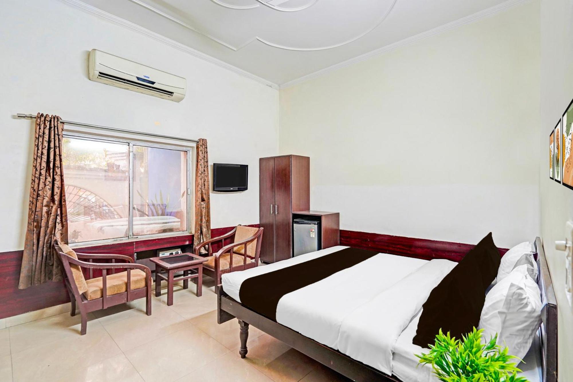 Hotel Super Collection O Race Course Dehradun Exterior foto